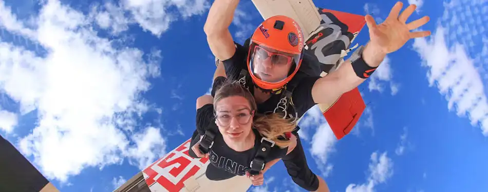 First-Time Guide to Skydiving in Dubai: What You Need to Know
