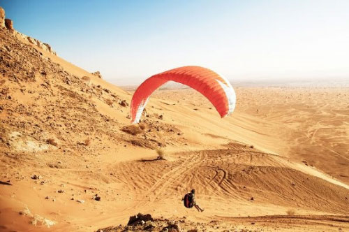 desert paragliding sharjah thumb