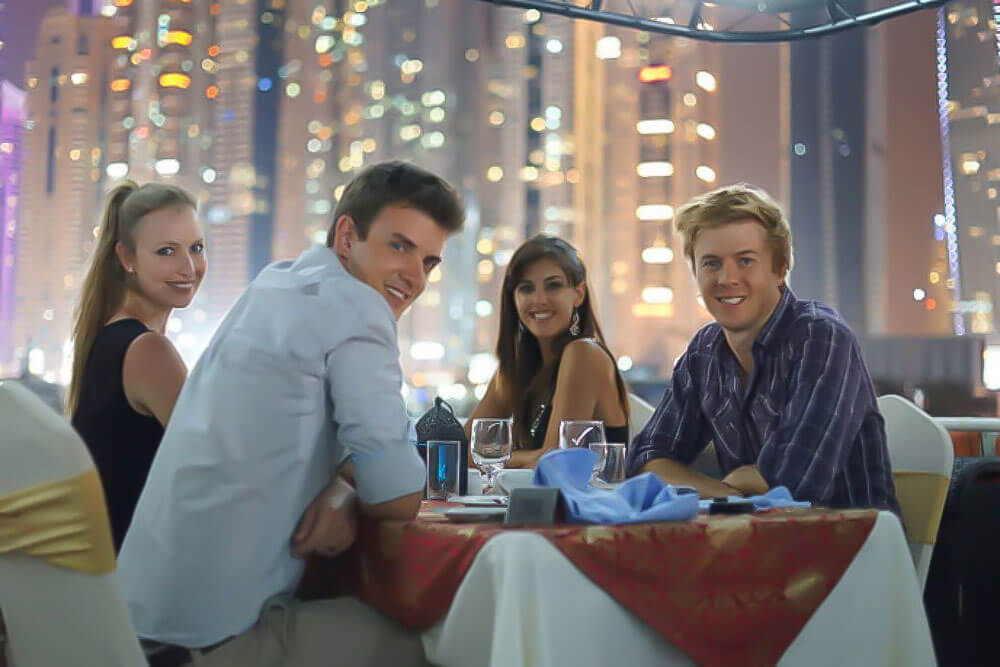 dubai canal dhow cruise