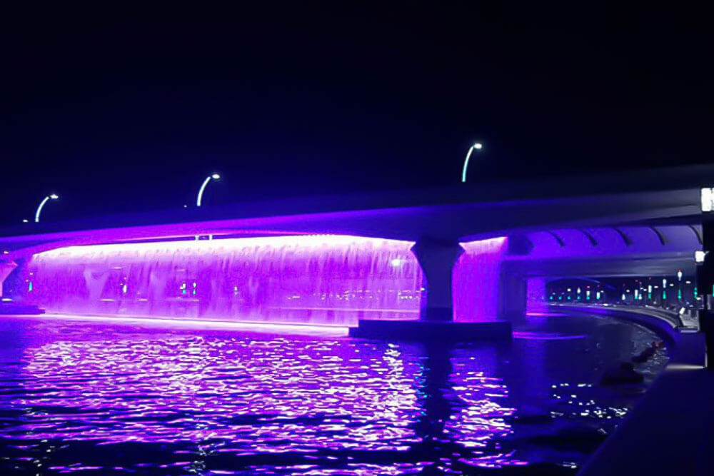 dubai canal dhow cruise