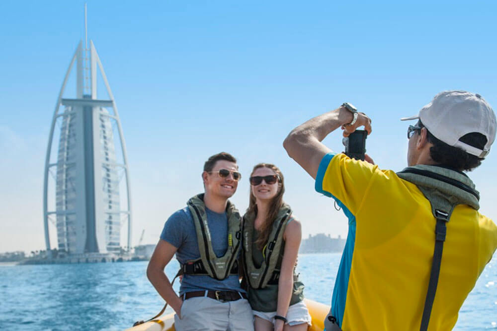 dubai speed boat tour