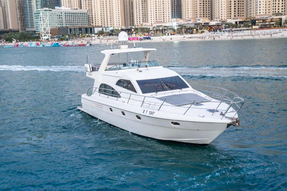 yacht rental dubai marina