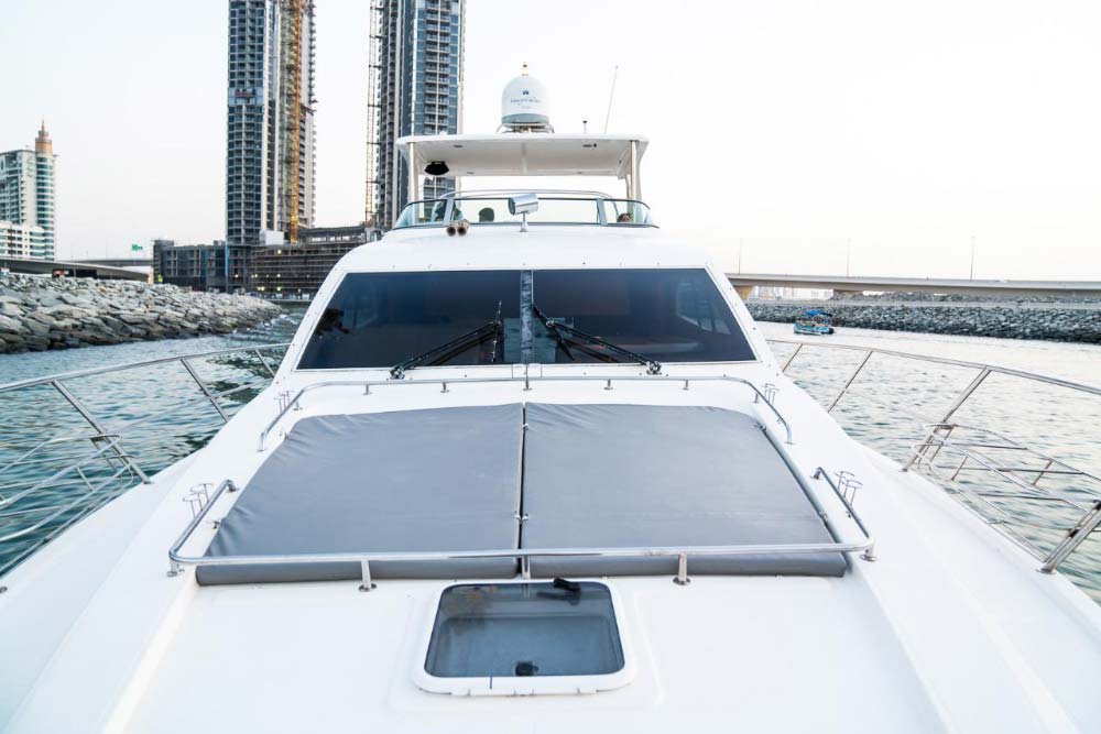 yacht rental dubai marina