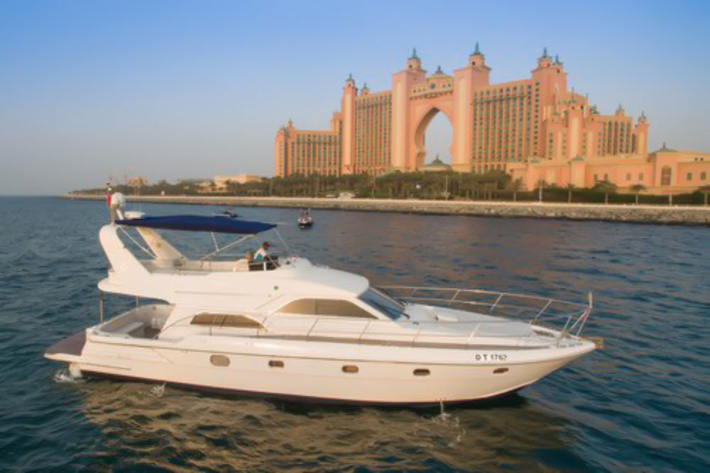 birthday party yacht rental dubai